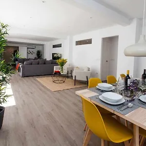 Apartment Isg Downtown Family Haven Free Parking Spot, Seville