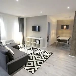 Brand New Charming Next To The River Séville