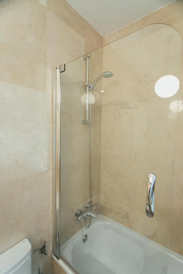Comfortable Duplex- 1Bd 2Bth- Dean Miranda Seville Spain