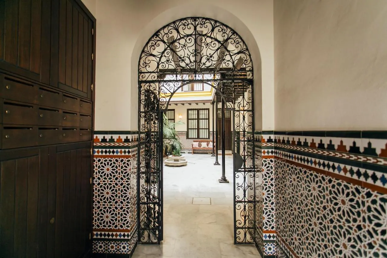 Comfortable Duplex- 1Bd 2Bth- Dean Miranda Seville 0*,  Spain