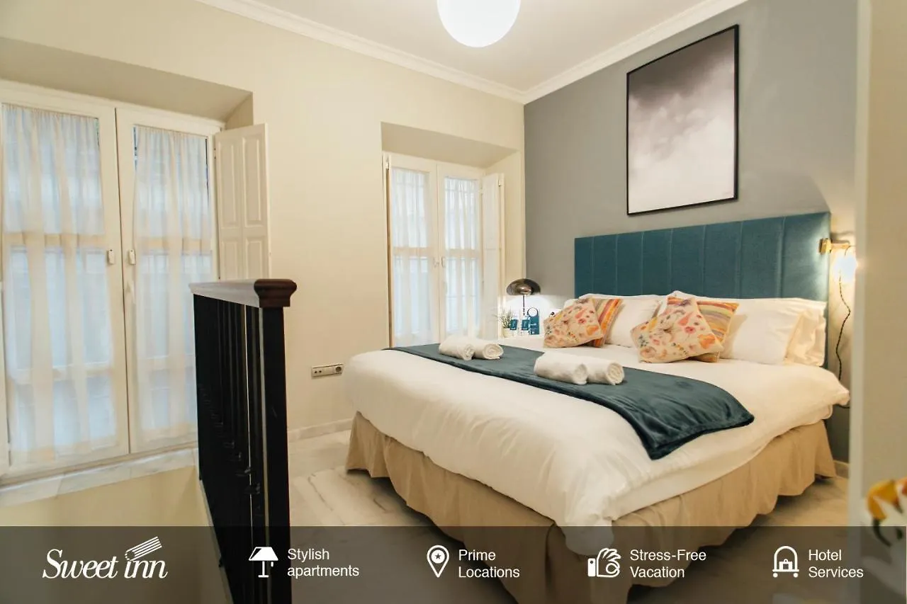 Apartment Comfortable Duplex- 1Bd 2Bth- Dean Miranda Seville